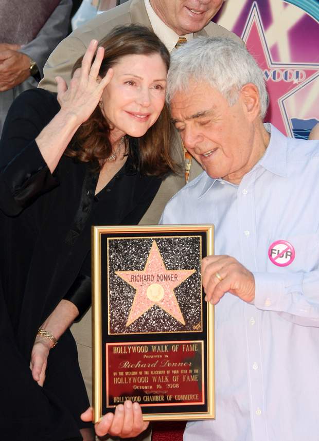 Зірк Доннера на Алеї Слави Зірк Доннера на Алеї Слави dqxikeidqxiqqeant