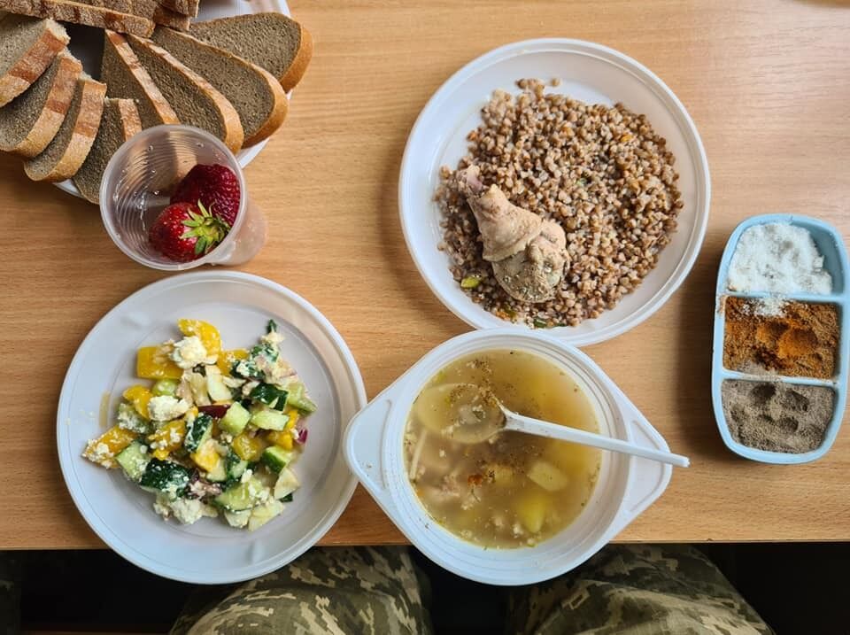 Обед для военных на сборах резервистов