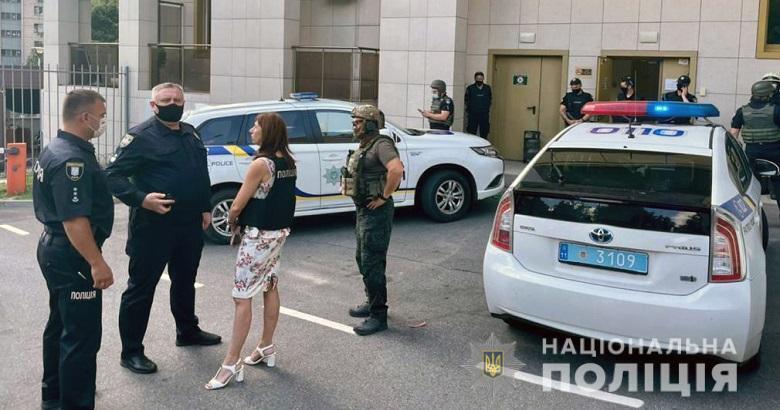 На месте происшествия руководство полиции. dqxikeidqxiqqeant