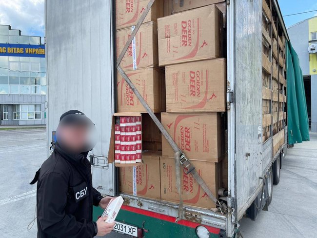 В Украину пытались ввезли контрабандных сигарет на $160 тыс, партия изъята 01 dqxikeidqxitkant