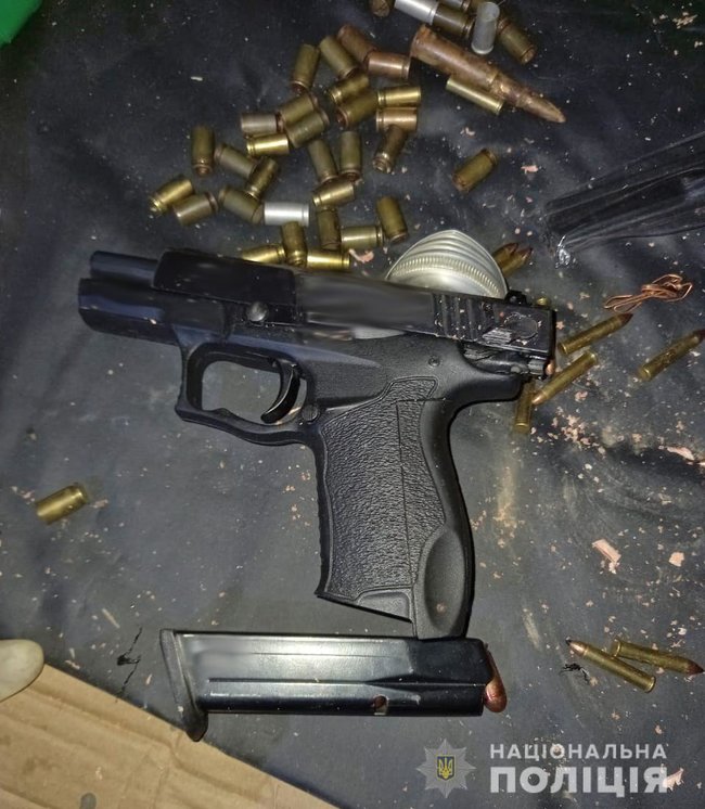 Огнестрельное ранение 9-летнего мальчика в Новограде-Волынском: полиция задержала военнослужащего 01 Огнестрельное ранение 9-летнего мальчика в Новограде-Волынском: полиция задержала военнослужащего 01 dqxikeidqxitkant