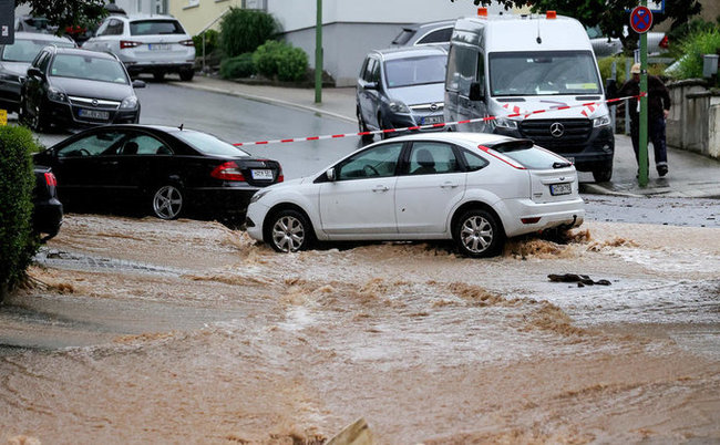 Германию затопило: 42 человека погибли, около 70 пропали без вести 19