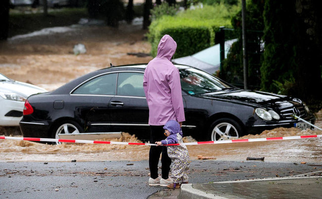 Германию затопило: 42 человека погибли, около 70 пропали без вести 21