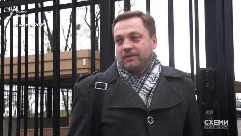 Возможно, это изображение (1 человек, борода, стоит и на открытом воздухе) dqxikeidqxitkant