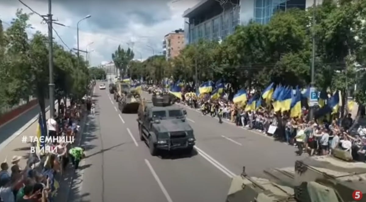 Праздник освобождения Мариуполя