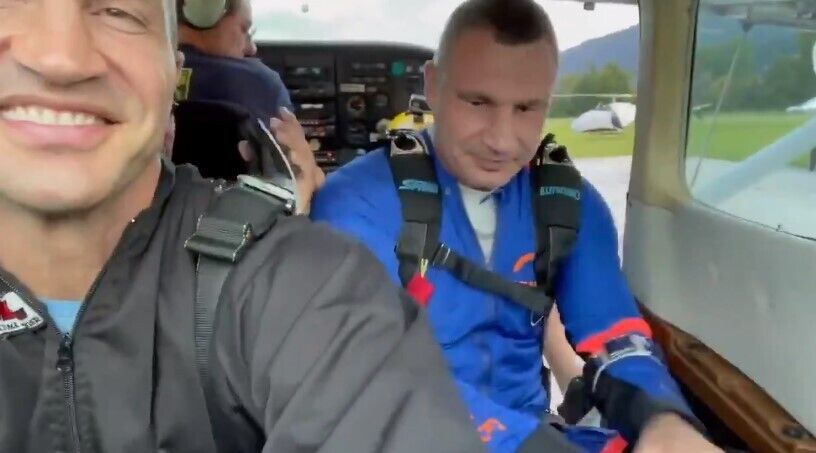 Братья Кличко в Альпах.