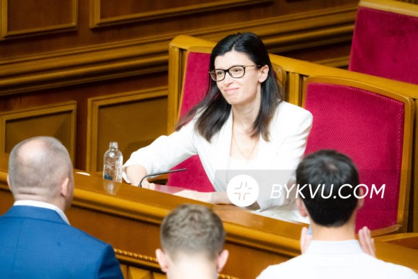 Плюшки для олігархів. Про що вам не напише Мендель, або Чим живе АМКУ 01 Плюшки для олігархів. Про що вам не напише Мендель, або Чим живе АМКУ 01 dqxikeidqxitkant