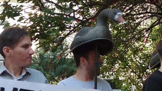 Гаага: в Киеве активисты пикетируют посольство Беларуси с требованием прекратить репрессии 05 Гаага: в Киеве активисты пикетируют посольство Беларуси с требованием прекратить репрессии 05