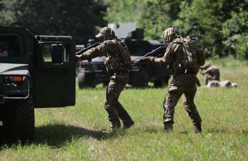 Спецназовцы ВСУ соревновались за звание лучших (фото) - 2 - изображение