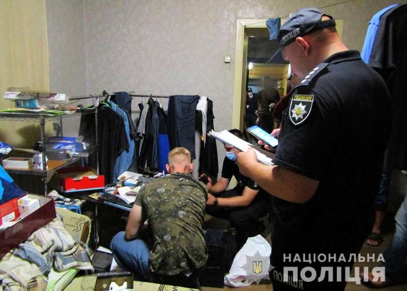 Правоохранители задержали 54-летнего мужчину, который заманил к себе домой 13-летнюю девочку. dqxikeidqxitkant