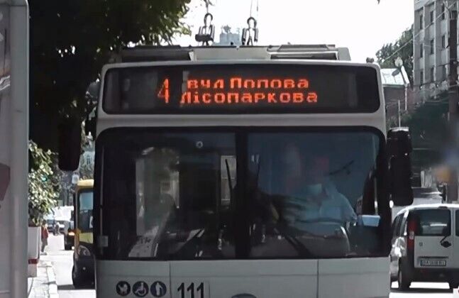 Троллейбус будет специально подготовлен для проведения вакцинации