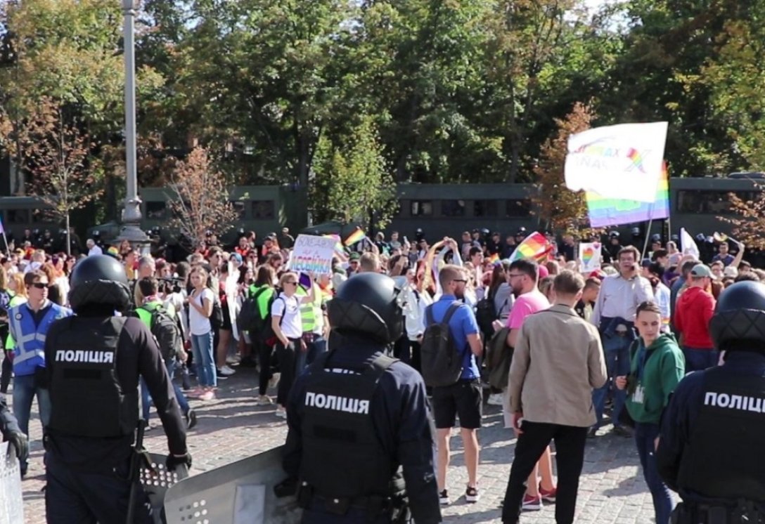 офис президента, лгбт-рейв, лгбт-прайд, киев-прайд, нацполиция