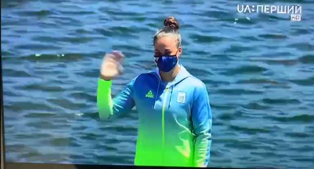 Людмила Лузан приветствует зрителей dqxikeidqxitkant