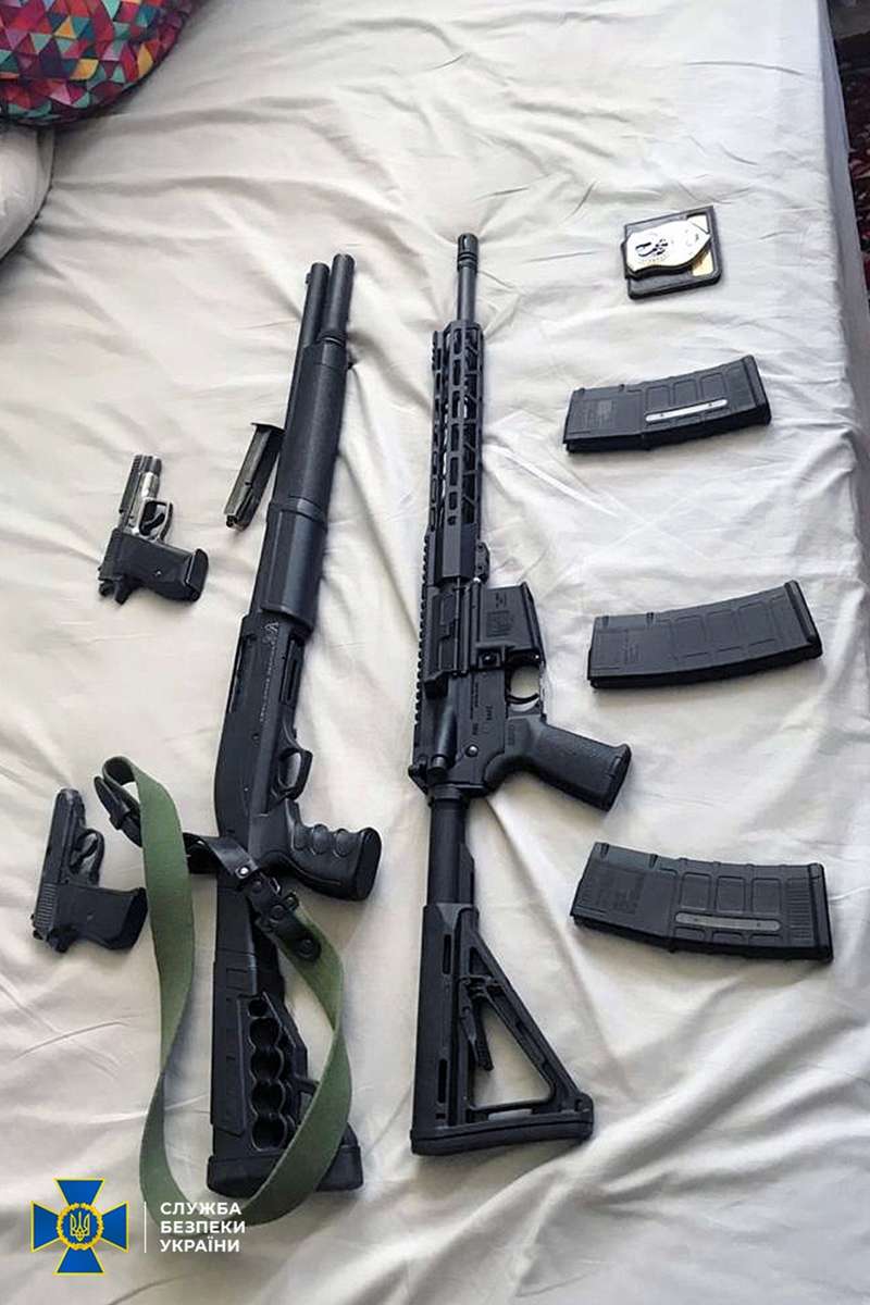 СБУ рассказала, в чем обвиняет задержанных членов «Нацкорпуса» в Харькове - 1 - изображение dqxikeidqxitkant