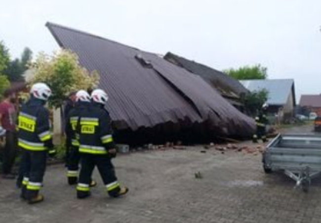 Польшу затопило: в стране прошли сильные ливни 02 dqxikeidqxiqqeant