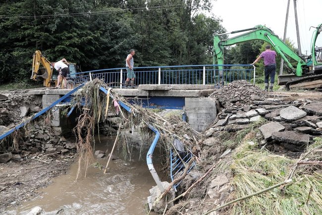 Польшу затопило: в стране прошли сильные ливни 15