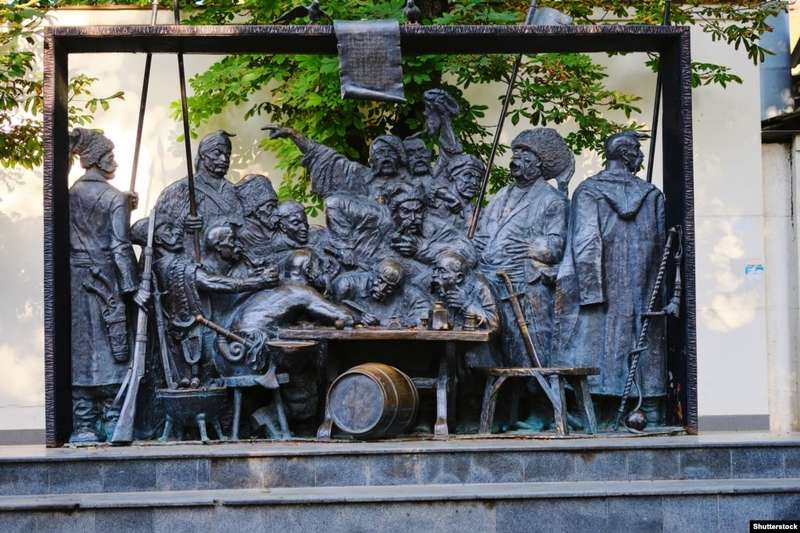 .           к (г) «»,     15   