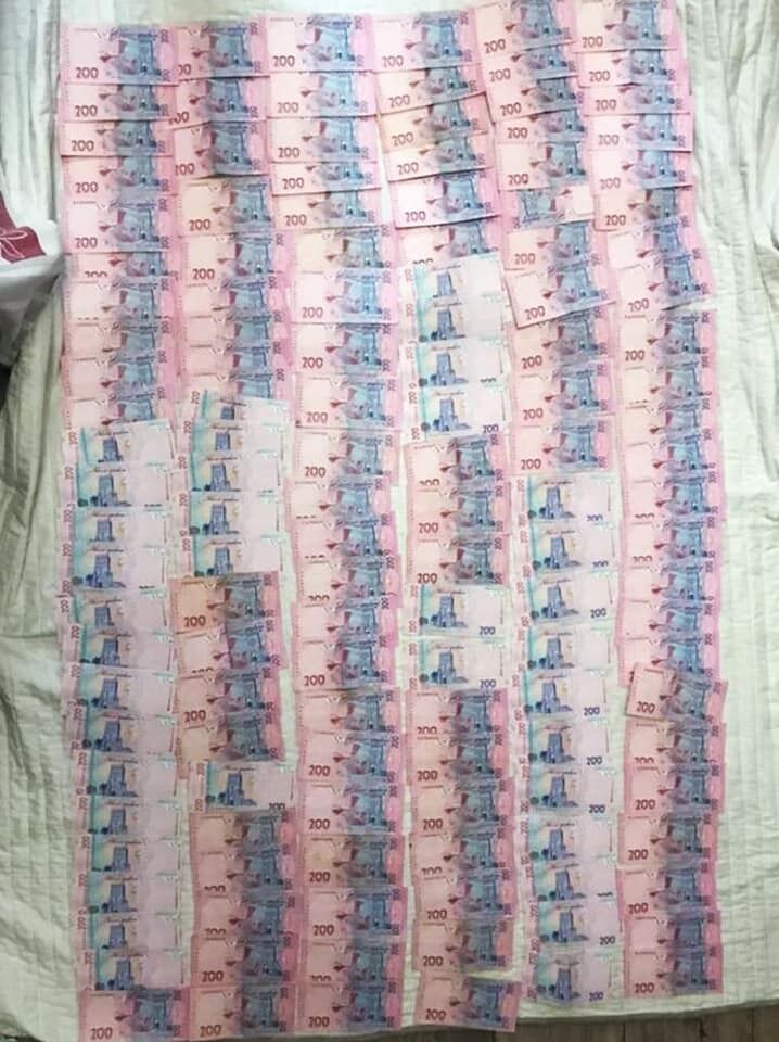 Мошенницы украли 240 тысяч гривен . dqxikeidqxiqqeant