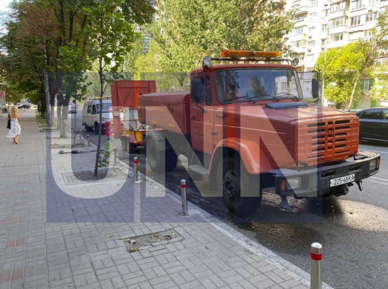 Автомобиль коммунальных служб