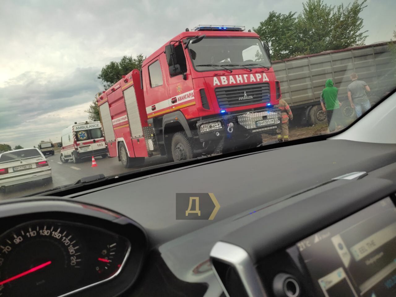 Под Одессой в ДТП столкнулись 4 авто