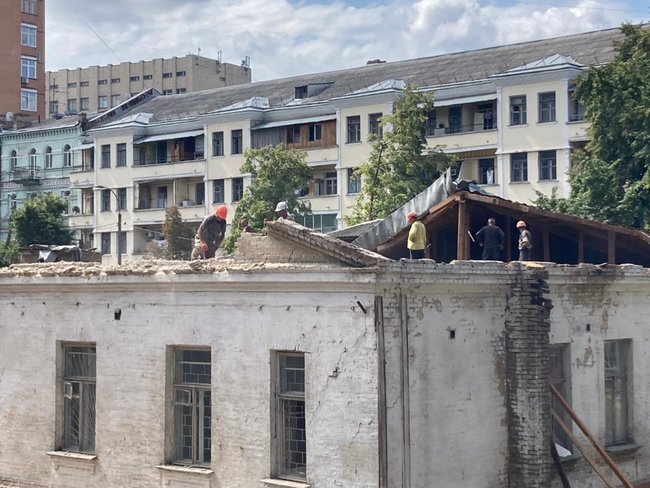 Активисты-защитники усадьбы Барбана перекрыли дорогу возле Львовской площади в Киеве 06 Активисты-защитники усадьбы Барбана перекрыли дорогу возле Львовской площади в Киеве 06