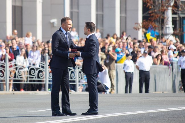 Зеленский вручил госнаграды по случаю Дня Независимости Украины 02 Зеленский вручил госнаграды по случаю Дня Независимости Украины 02 dqxikeidqxitkant