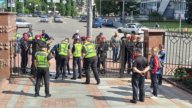 Суд в Киеве рассматривает апелляцию на меры пресечения представителям Нацкорпуса 07