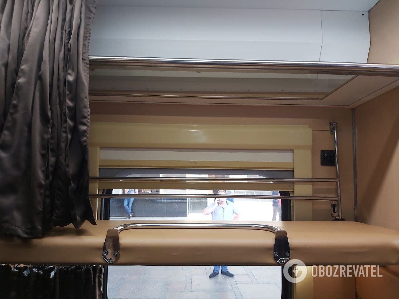 Будут новые полки и шторки для каждого отделения