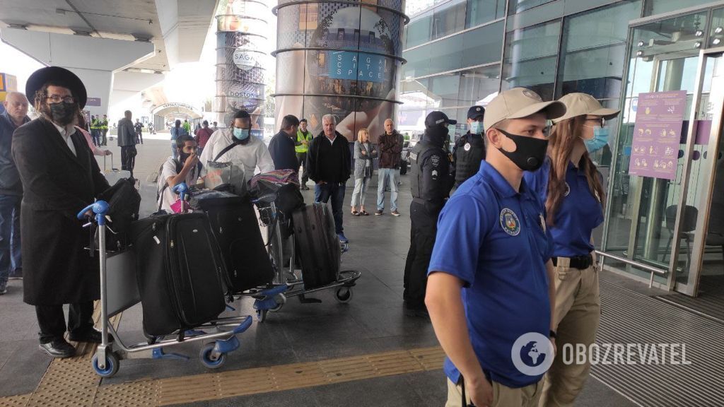 Полиция усилила безопасность в аэропорту. dqxikeidqxitkant