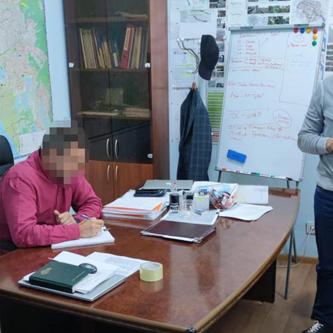 Растрата 5 млн гривен на расчистке ручья: Прокуратура провела обыски на КП Плесо 02 Растрата 5 млн гривен на расчистке ручья: Прокуратура провела обыски на КП Плесо 02