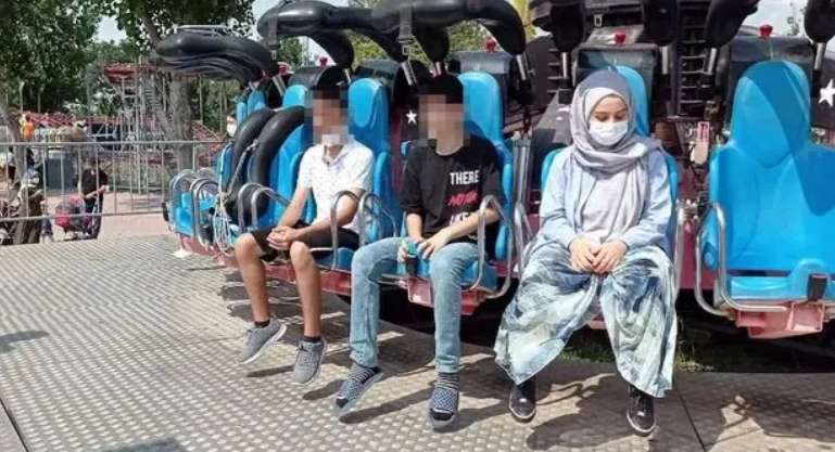 Останнє фото Зейнеп dqxikeidqxitkant