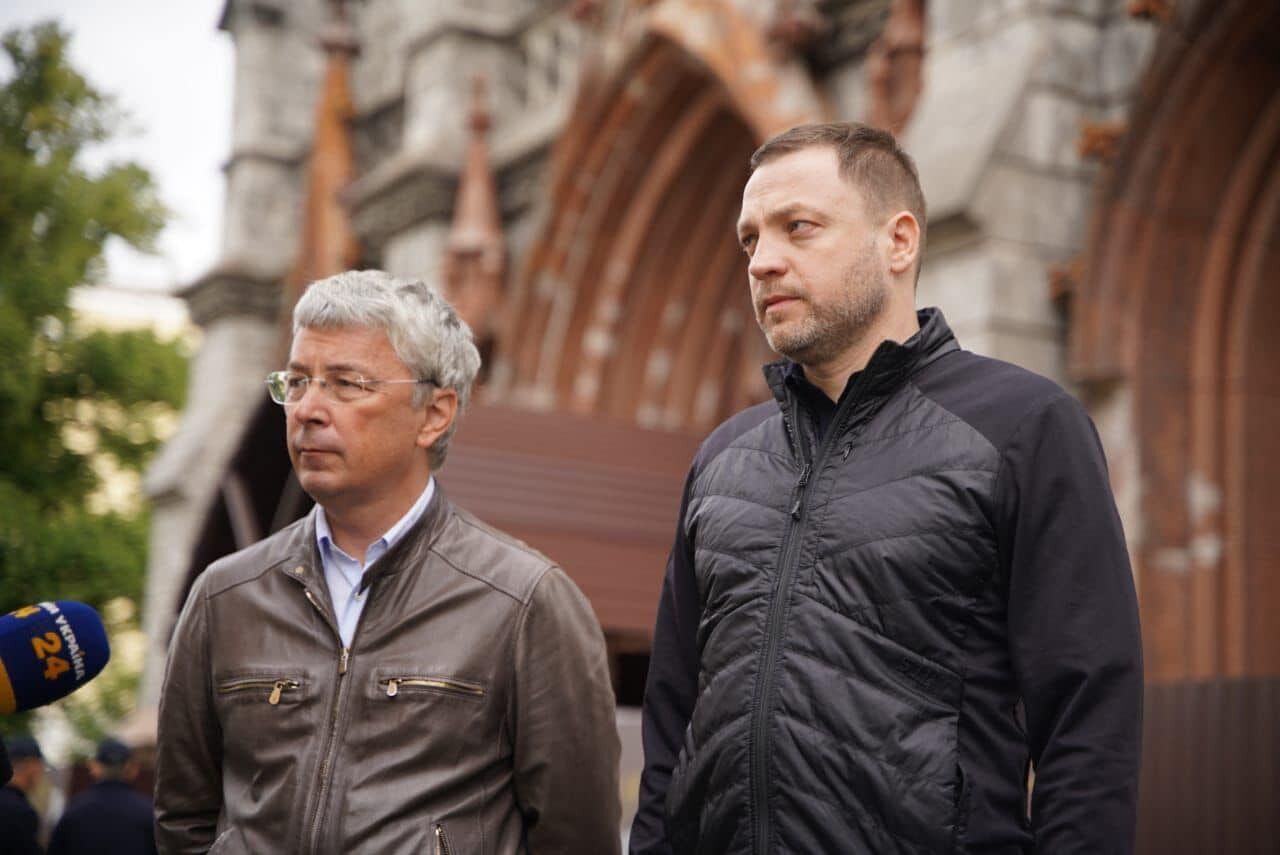 Монастырский и Ткаченко.