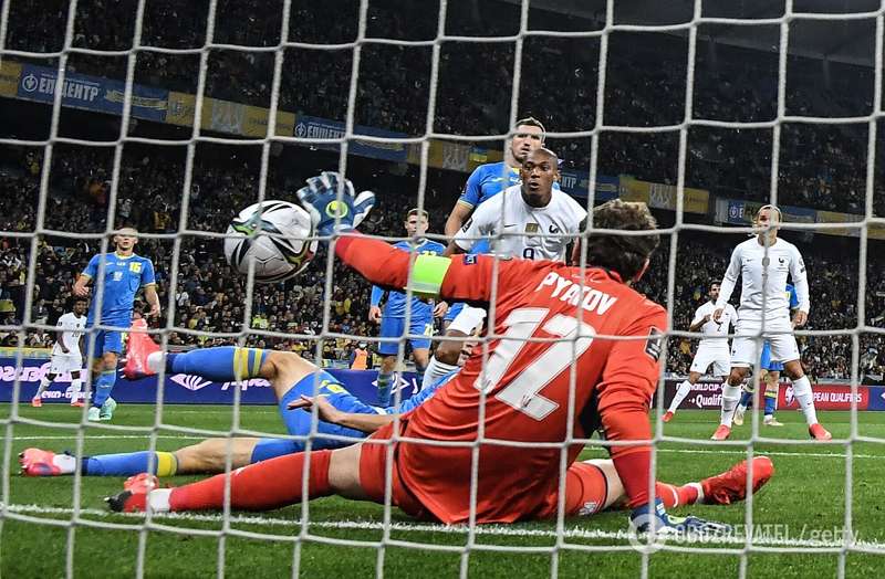 Энтони Марсьяль забил второй гол