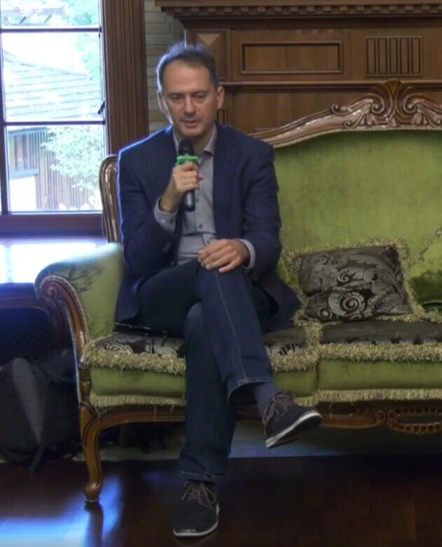 Христо Грозев на Международном фестивале журналистики в Межигорье dqxikeidqxitkant