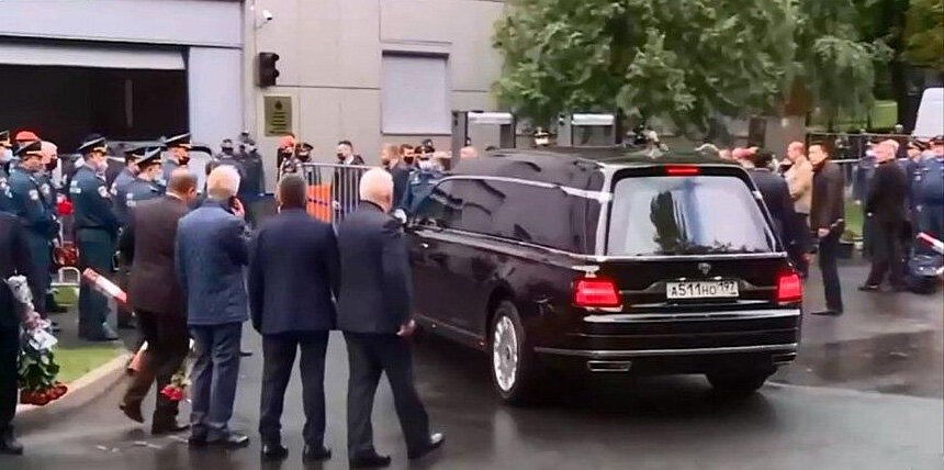 Катафалк для Путина и высших госчиновников России впервые показали на публике dqxikeidqxitkant