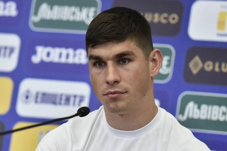 Руслан Малиновский был лидером сборной Шевченко.
