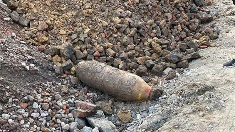 В Германии голосование на нескольких участках приостановили из-за бомбы - фото 1 dqxikeidqxiqqeant