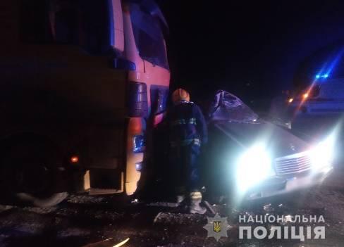 Два человека погибли в тройном ДТП на Херсонщине, - полиция 02