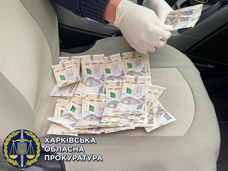 Двое сотрудников ГНС задержаны на Харьковщине на взятке 27 тыс. грн, - прокуратура 02 dqxikeidqxiqqeant