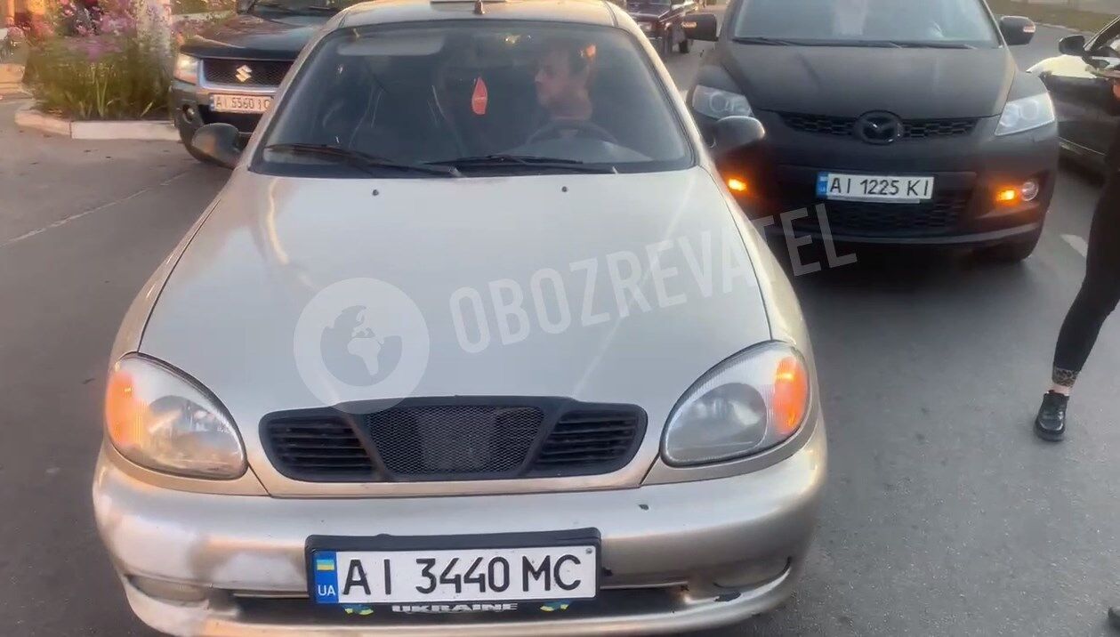 Таксист скрылся с места ДТП. dqxikeidqxitkant