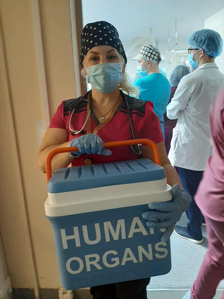 Во Львове врачи провели трансплантацию сердца мужчине: один донор спас три жизни (фото) dqxikeidqxitkant