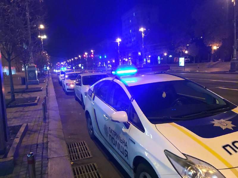 Стрілянина на Хрещатику: у барі в центрі Києва поранили людину