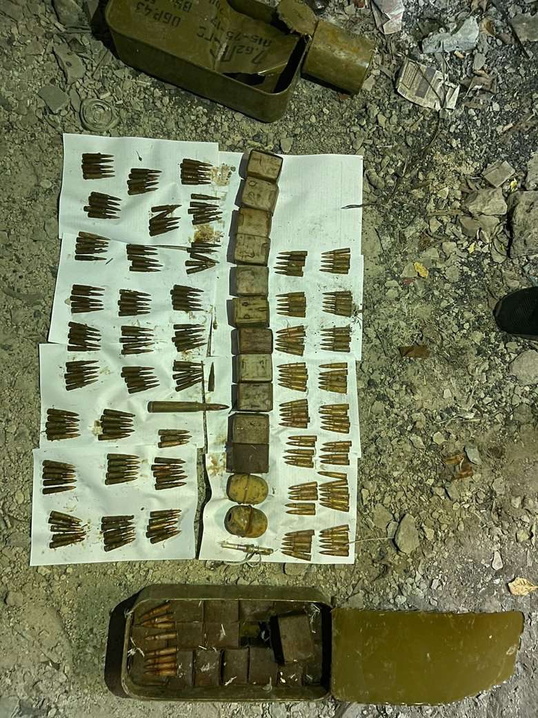 Тайник с патронами и взрывчаткой выявлен на окраине Светлодарска, - ООС 01 dqxikeidqxiqqeant