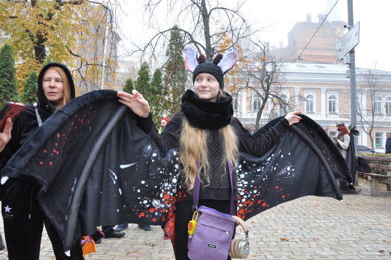 Парад зомби накануне праздника Хэллоуин прошел в центре Киева 18