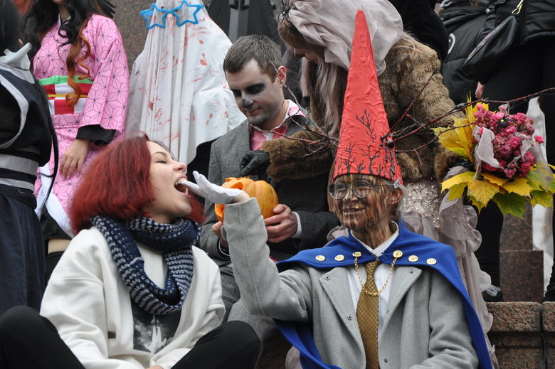 Парад зомби накануне праздника Хэллоуин прошел в центре Киева 20