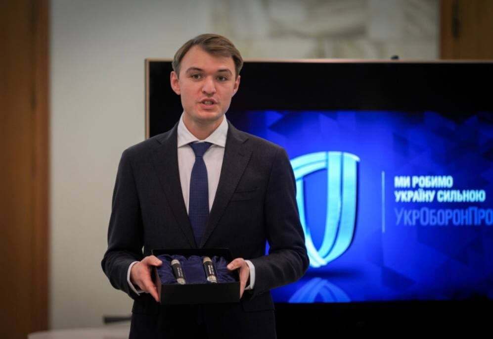    -17 dqxikeidqxiqqeant