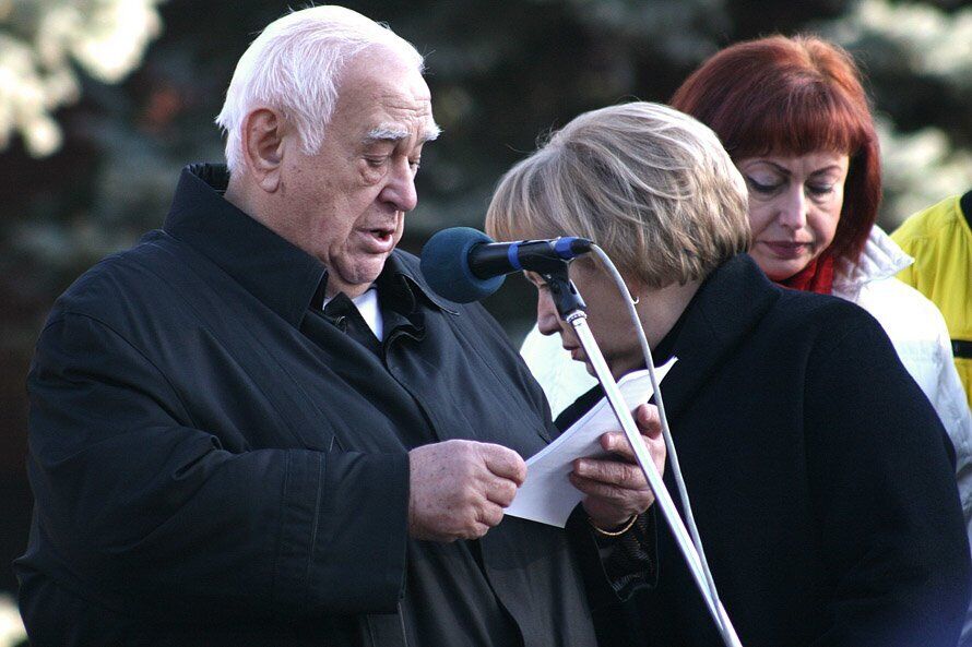 Ефиму Звягильскому было 88 лет.