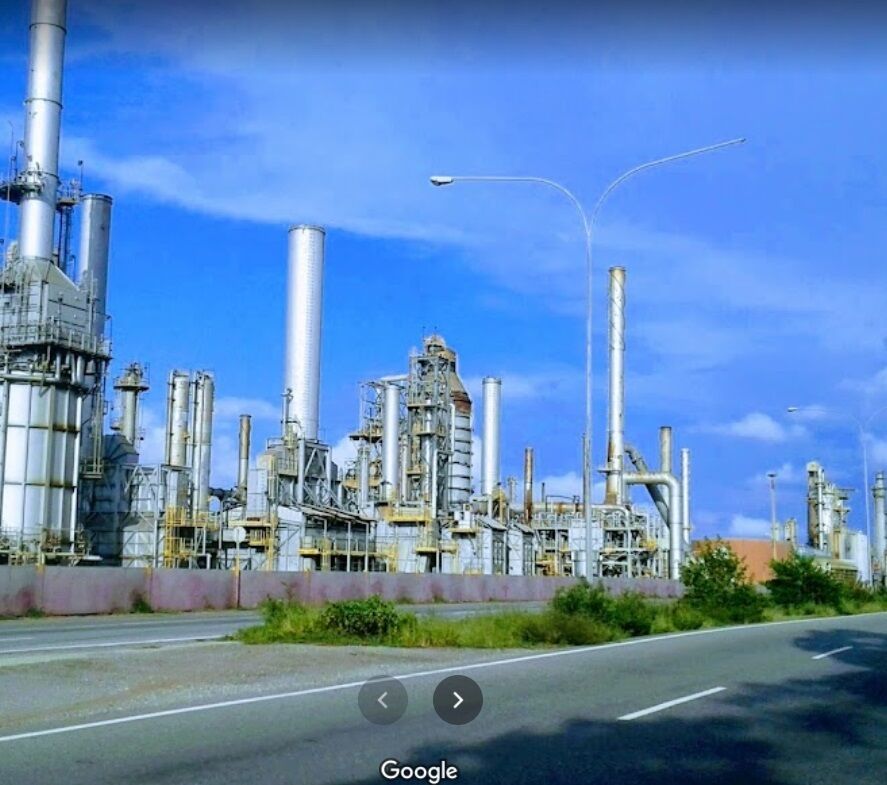 Завод, где случился пожар.