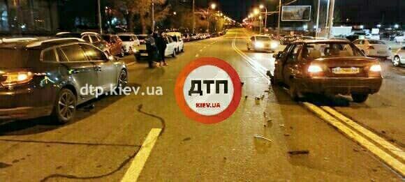 Авария произошла на проспекте Науки. dqxikeidqxiqqeant