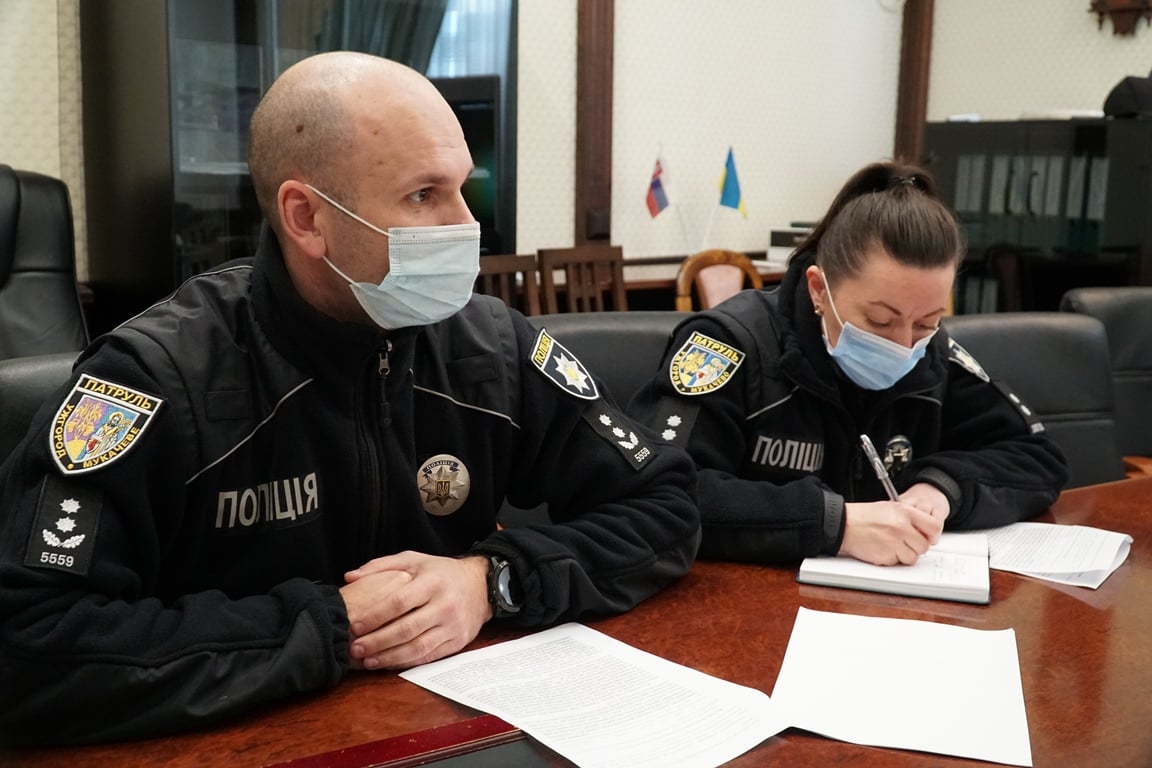 Таможня и полиция объединились против владельцев евроблях dqxikeidqxitkant